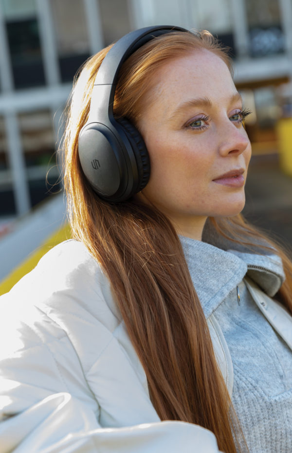 Belmont wireless headphone, black - Urban Vitamin